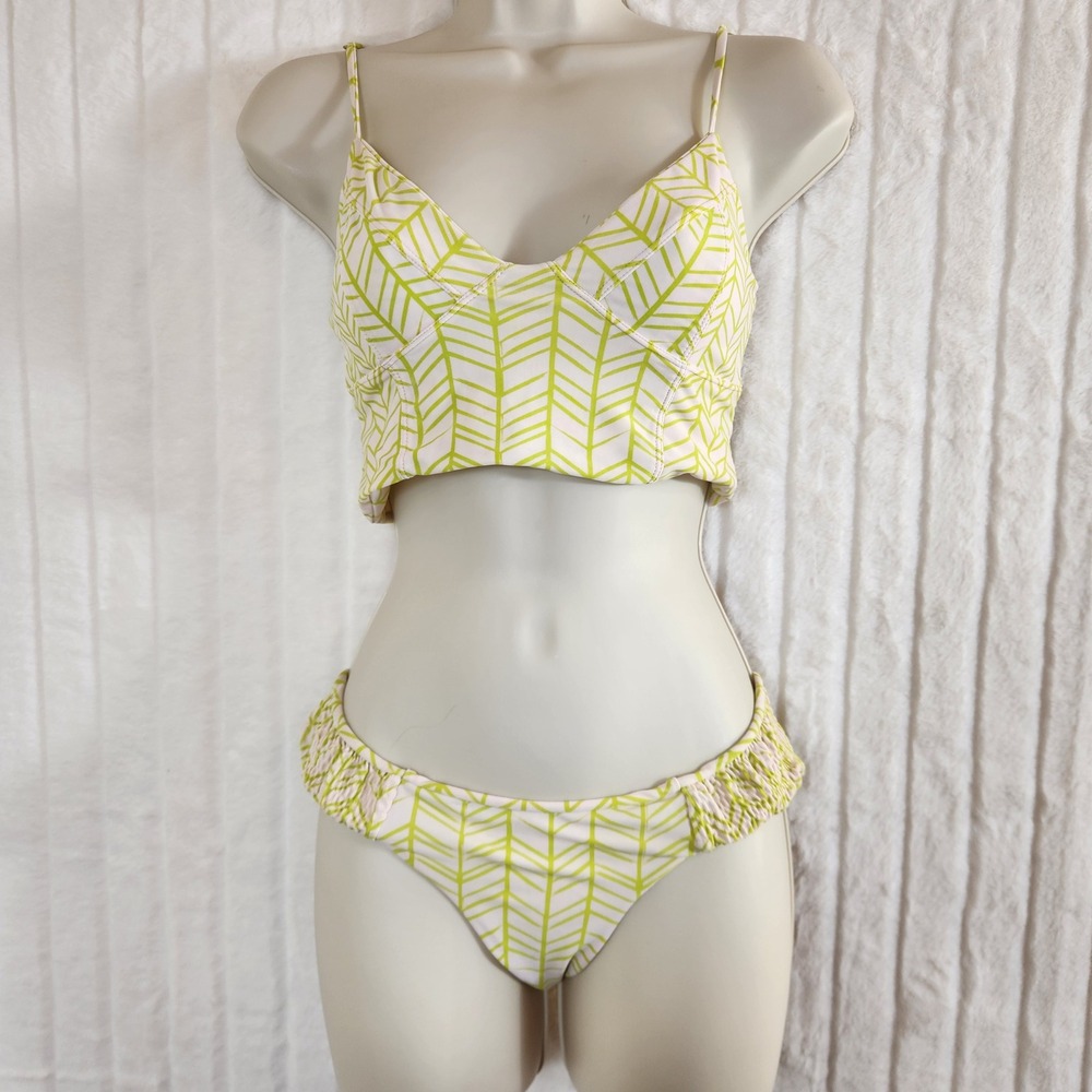 Tori Praver Swimwear Bikini Set Small Green White Chevron Geometric Two Piece